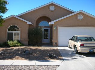 9915 Wind Cave Dr NW, Albuquerque, NM 87114
