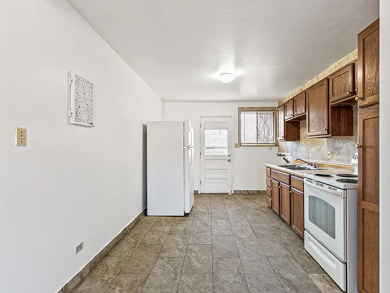 5325-5335 W 4th Ave — Photo 14