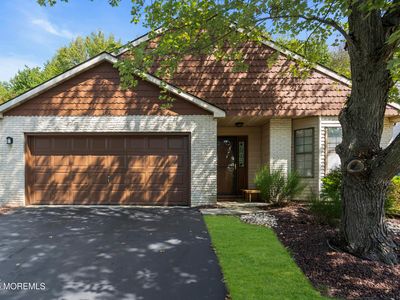 102 Murray Hill Terrace, Marlboro, NJ, 07746