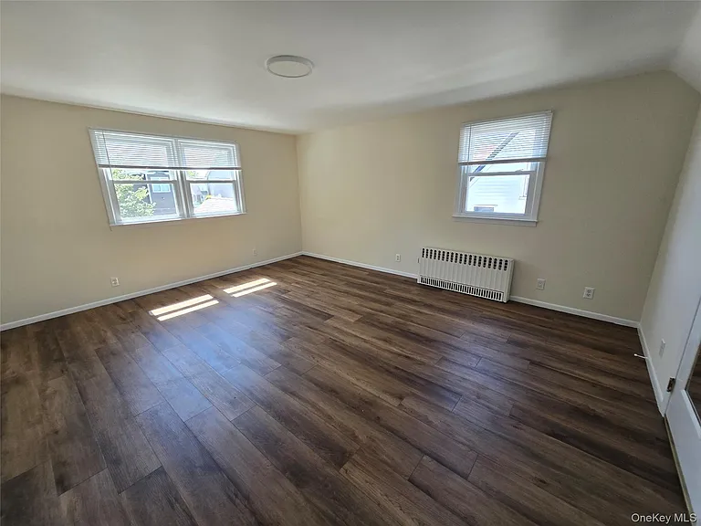 754 Park Ln S — Photo 11
