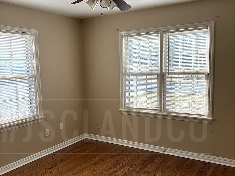 9309 Nichols Rd — Photo 4