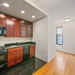 Rented by Domus Realty