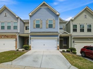 521 Crescent Woode Dr, Dallas, GA 30157