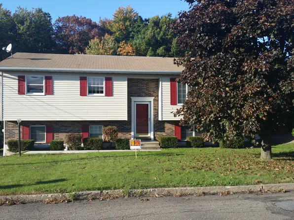 33 E 23rd St, Hazle Township, PA 18202