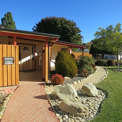 4th image of 217 Descanso Ave
