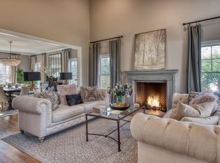 14 Spinnaker Way, Southampton, NY 11968