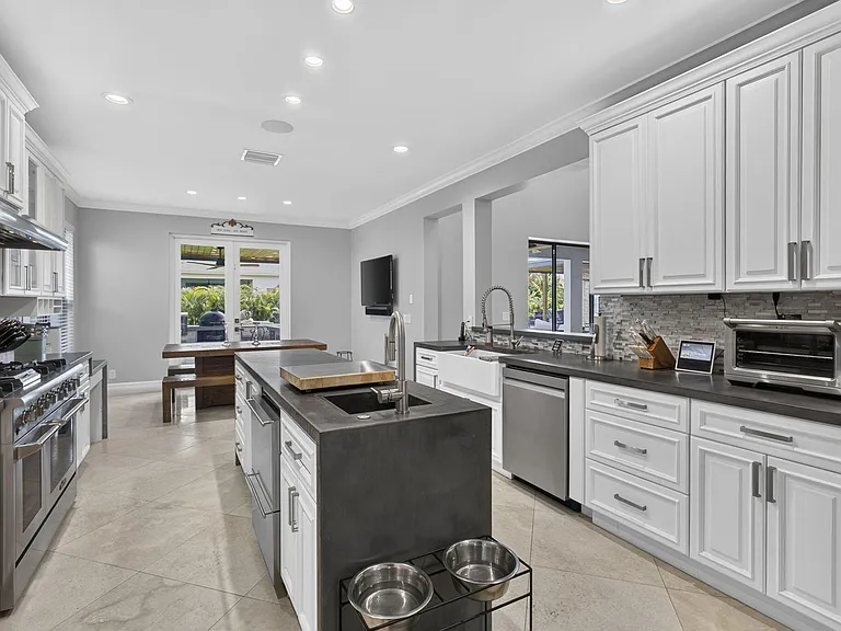17394 Orange Blvd — Photo 7