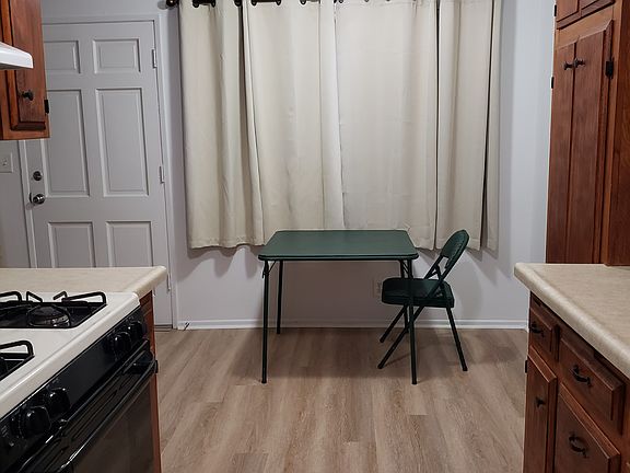 3rd image of 150 E Lakeshore Dr Unit 63