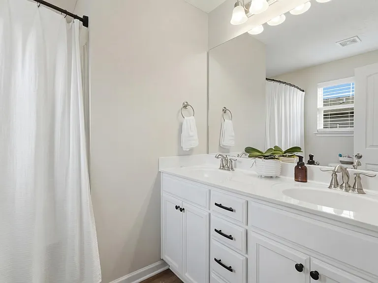 107 Jean Alyne Dotson Dr — Photo 25