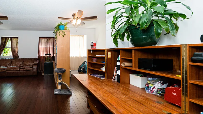 Rented by Nooklyn NYC LLC | media 22