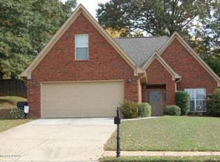 1496 Tara Dr, Hernando, MS 38632