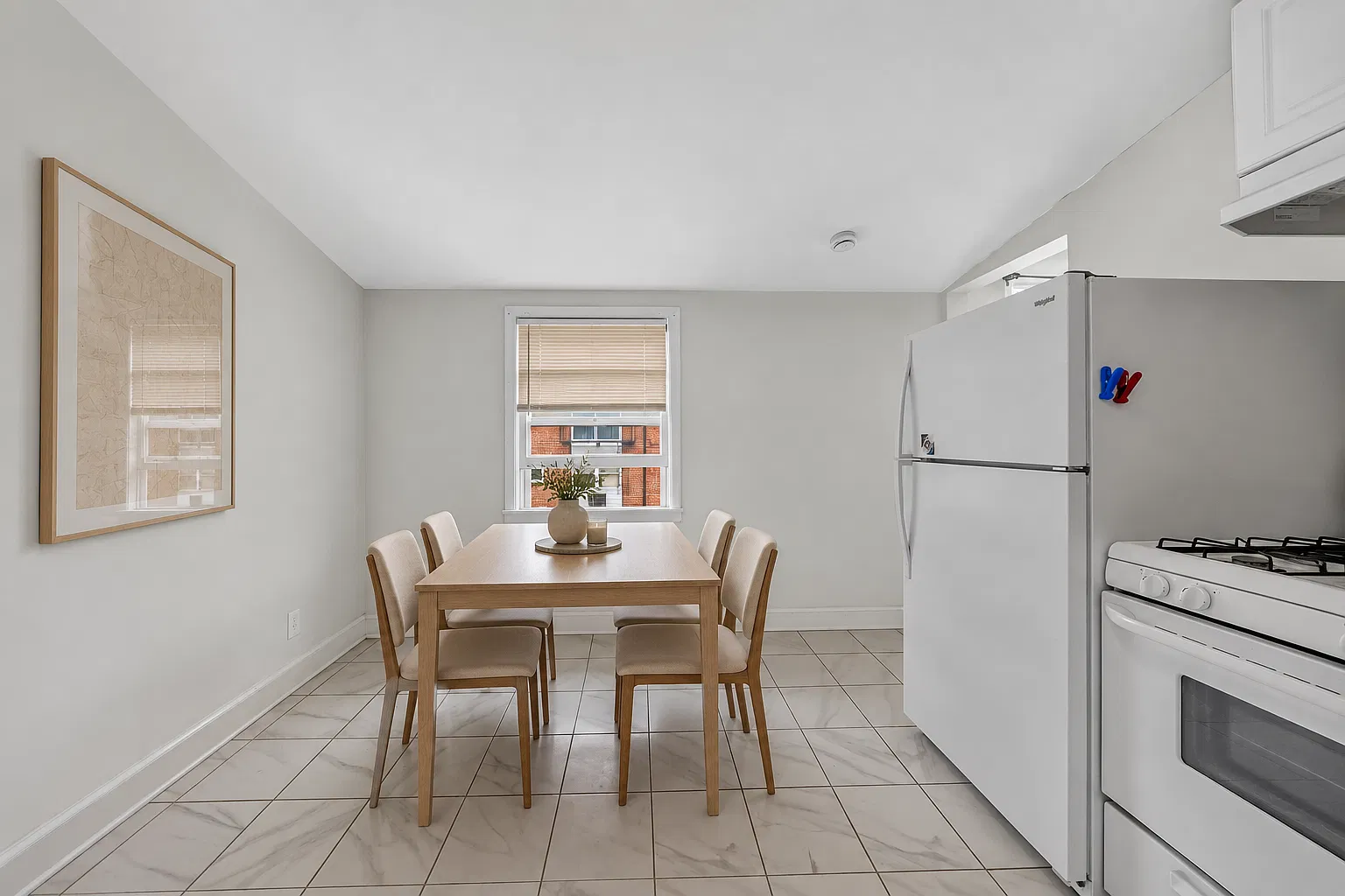 1 bed, 1000 sqft, $1,700 — Photo 3