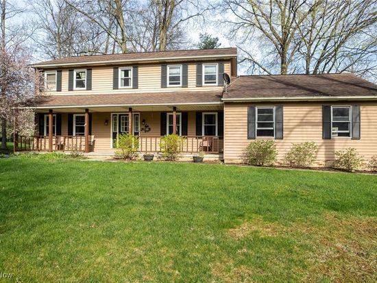 4205 Bunker Ln, Stow, OH 44224