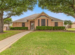 135 Paige Ln, Forney, TX 75126