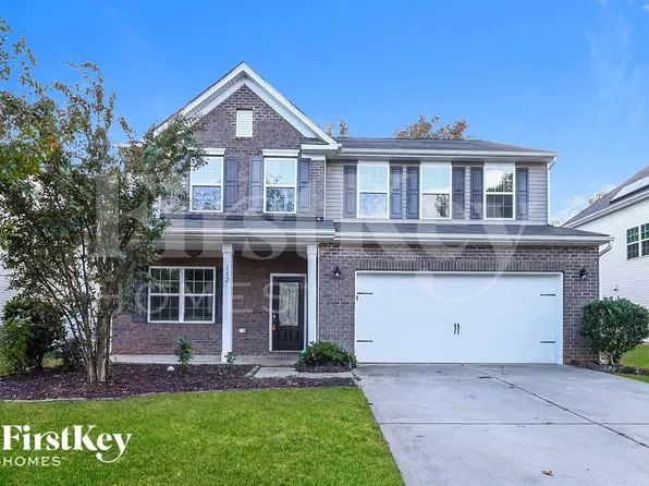 112 Eden Ave, Mooresville, NC 28115