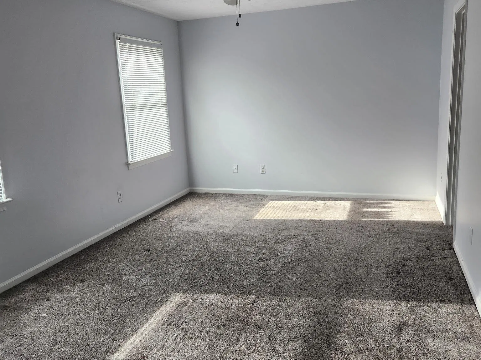 3 bed, 1546 sqft, $1,950 — Photo 1
