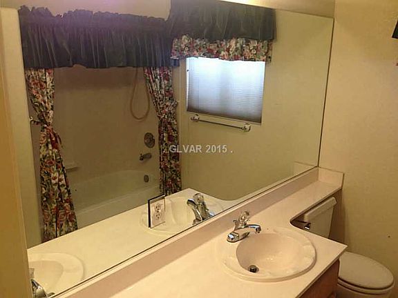 5th image of 7400 Shallow Glen Ct
