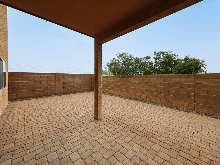 12039 W Leather Ln — Photo 36