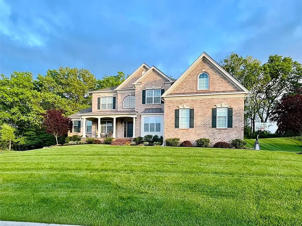 6493 Fox Glove Ln
