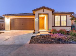 421 Segovia Dr, Hollister, CA