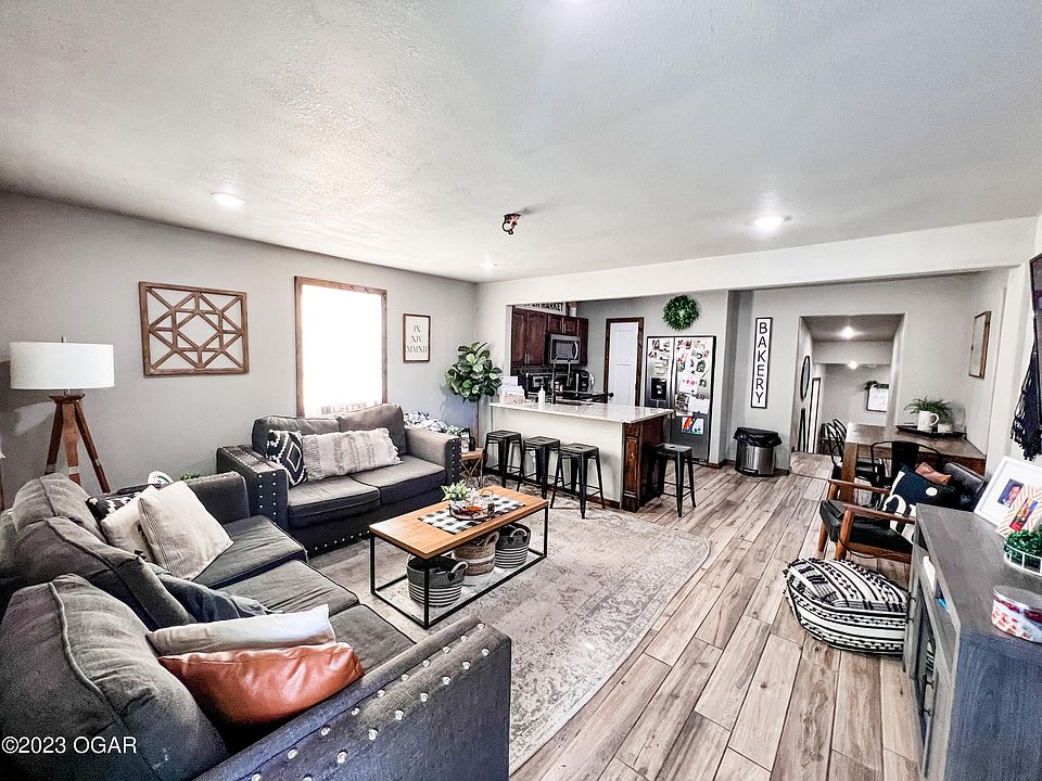 332 W Brook St, Neosho, MO 64850 Zillow