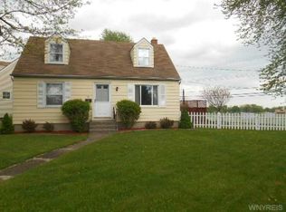 87 Farmingdale Rd, Cheektowaga, NY 14225