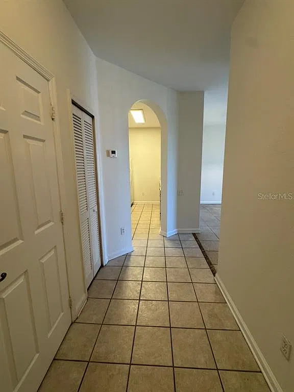 3 bed, 2.0 bath, 1276 sqft, $2,000 — Photo 4
