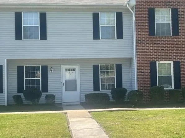 3524 Clover Meadows Dr, Chesapeake, VA 23321