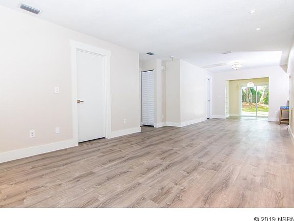 5th image of 818 E 19th Ave