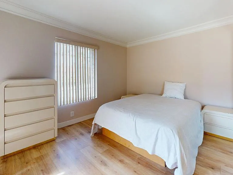 505 S Farrell Dr #O90 — Photo 11