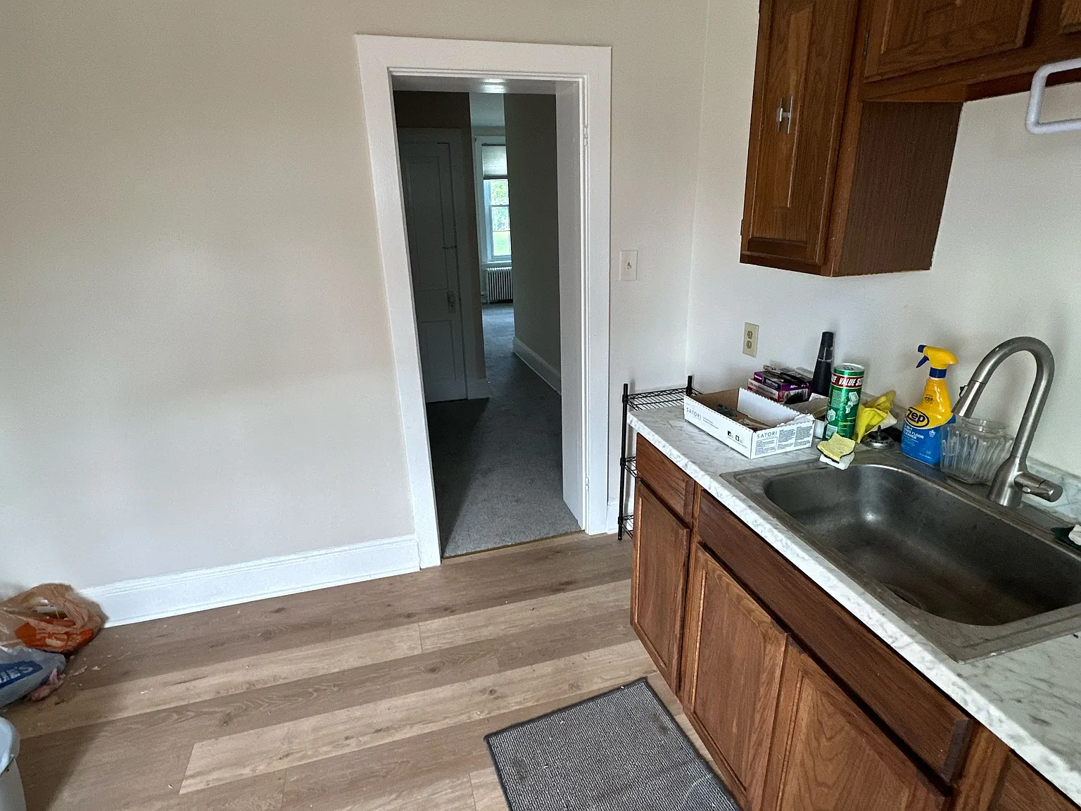 1 bed, 793 sqft, $1,350 — Photo 3