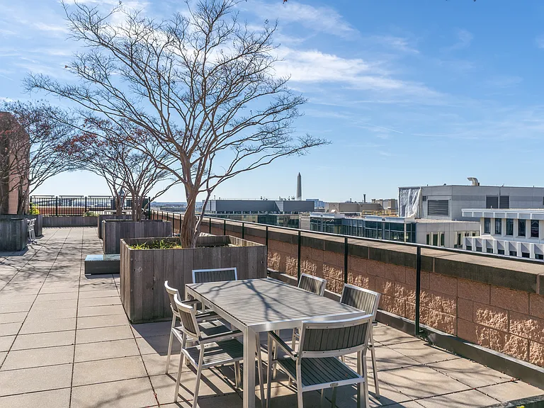Roof Deck