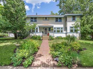 31 E Arrowhead Rd, Duluth, MN 55803