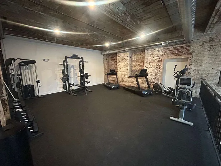Hancock Lofts — Photo 14