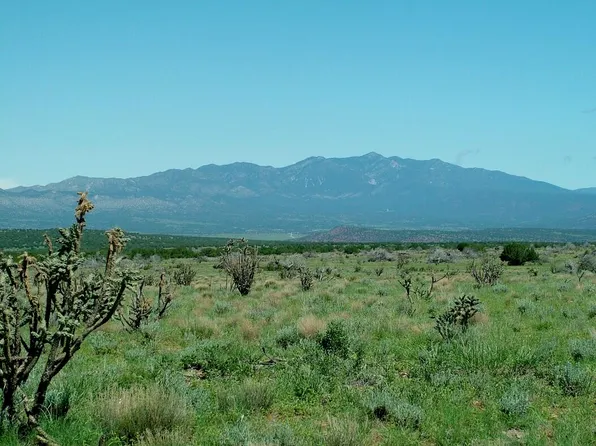 1008 Chupadero Rd, Mountainair, NM 87036