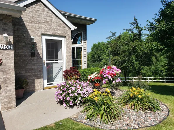 1103 Rum River Dr, Princeton, MN 55371