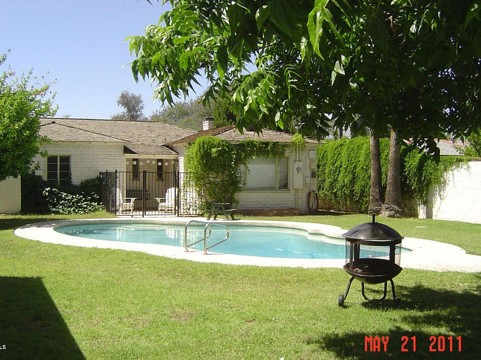 2nd image of 302 E Pasadena Ave