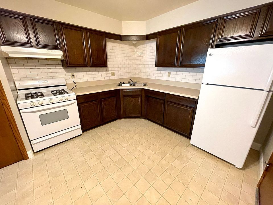 S352 Apartment Rentals Germantown, WI Zillow