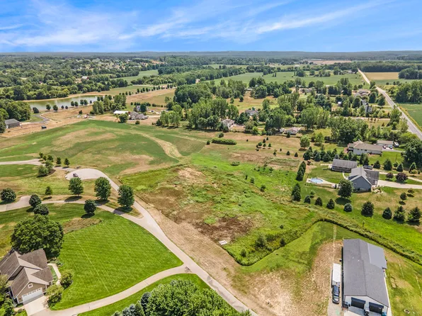 3580 Rustic Ln, Hamilton, MI 49419