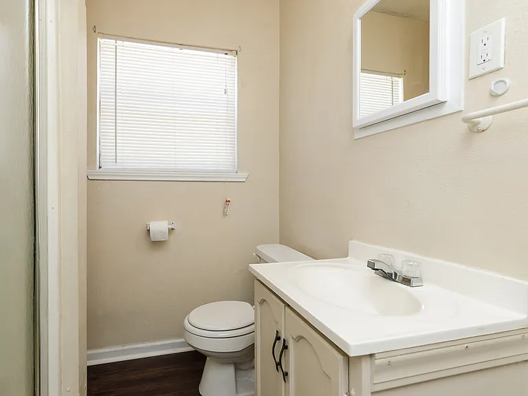 2822 Sarita St — Photo 18