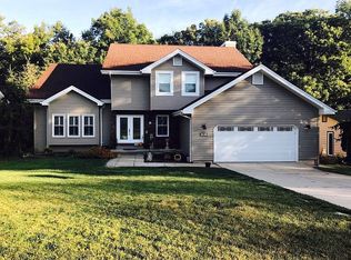 13 Lake Forest Cir, Lake Saint Louis, MO