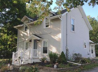 2749 Chestnut St, York, NY 14592