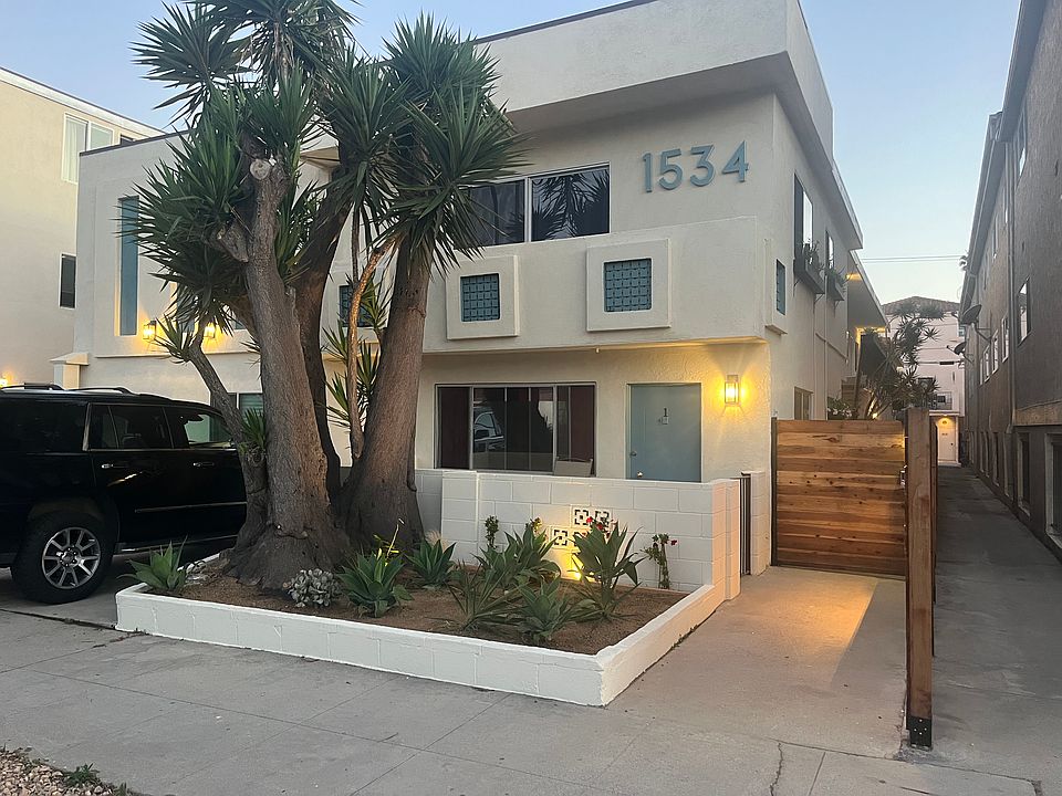 1st image of 1534 Euclid St #8