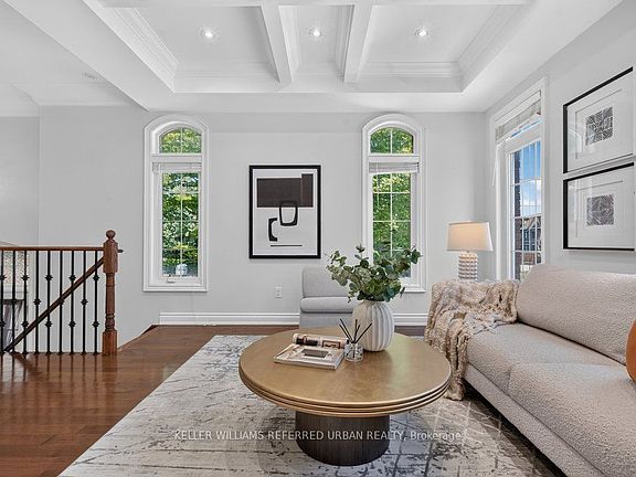 5th image of 233 Finch Ave E