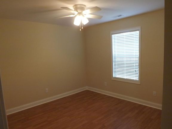 4th image of 2694 Encino Dr