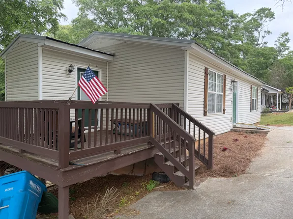 176 Baugh St, Commerce, GA 30529