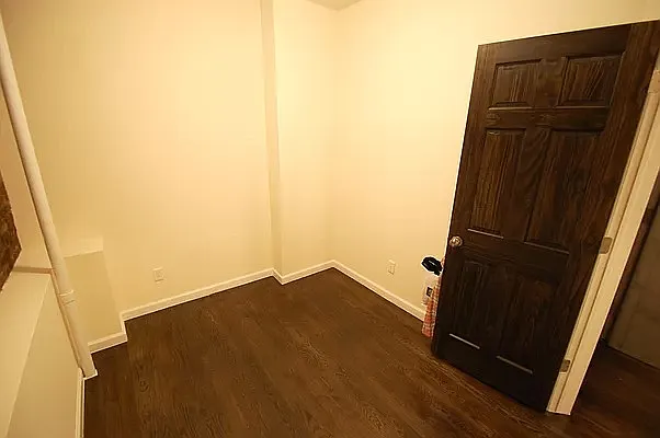 Rented by REAL New York | media 20