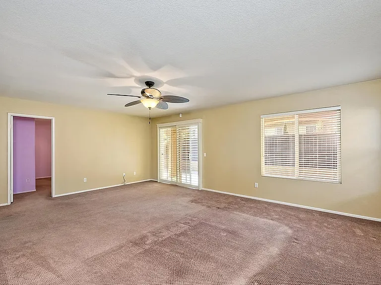 44401 Penbrook Ln — Photo 12