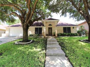 1320 Lois Ln, Laredo, TX 78045