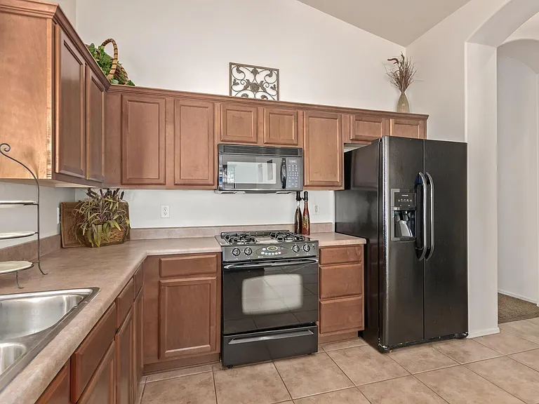 6850 E Pearl St — Photo 21